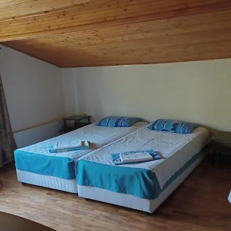 Popov Guest house 2*