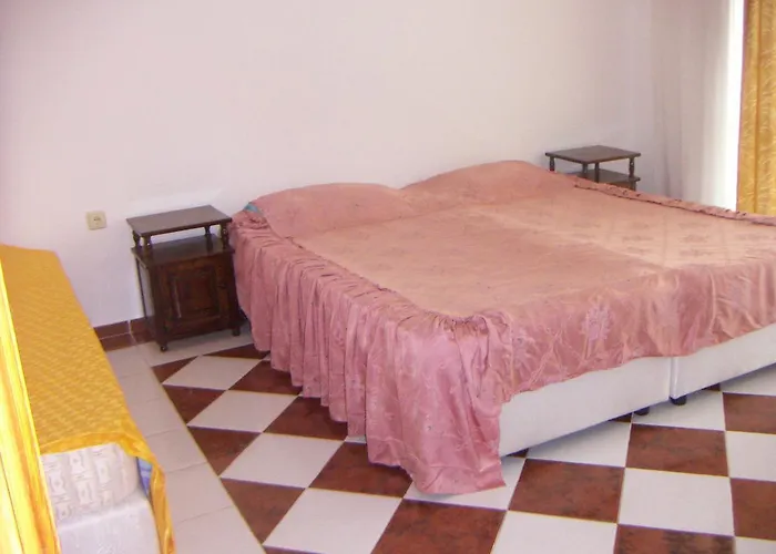 Popov Guest house 2*