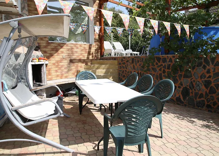 Popov Guest house 2*