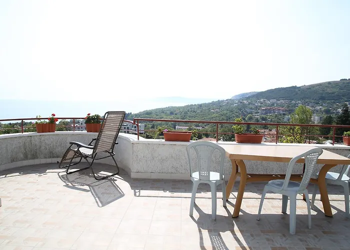 Guest house Popov 2*